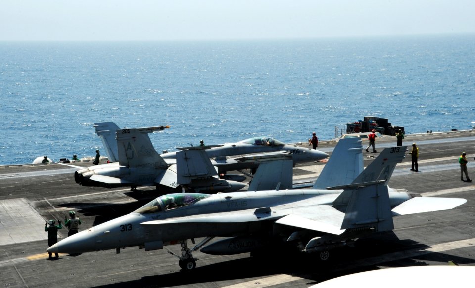 USS George H.W. Bush (CVN 77) 140623-N-MU440-327 (14471619446)