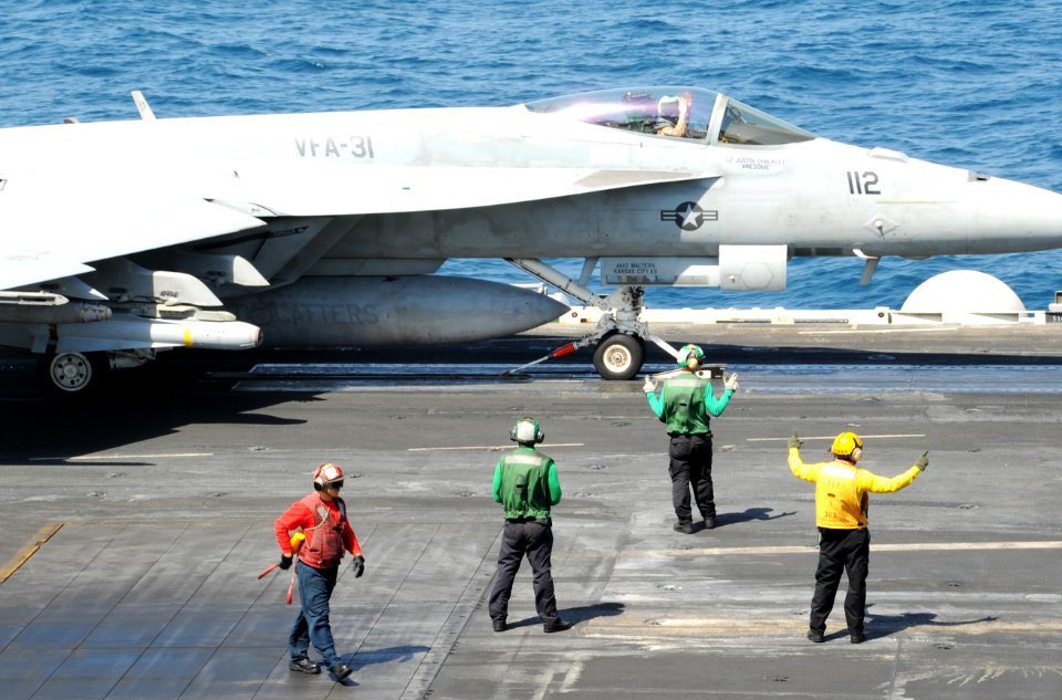 USS George H.W. Bush (CVN 77) 140624-N-MU440-038 (14479621736)