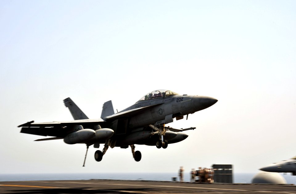 USS George H.W. Bush (CVN 77) 140622-N-CS564-015 (14491376781)