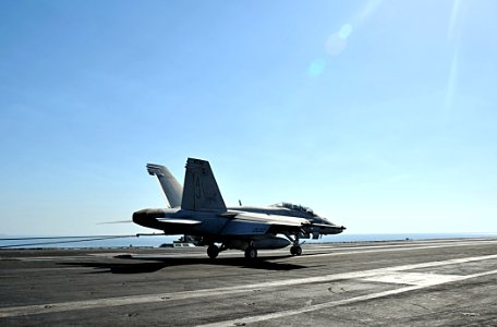 USS George H.W. Bush (CVN 77) 140619-N-CS564-123 (14463418504)