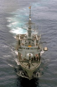 US Navy 060827-N-8298P-103 Ecuadorian naval war ship Corvette BAE El Oro (CM 14) glides through the Pacific Ocean in search of a merchant vessel suspected of carrying illegal goods during exercise PANAMAX 2006
