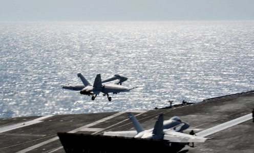 USS George H.W. Bush (CVN 77) 140624-N-CS564-027 (14522846363)