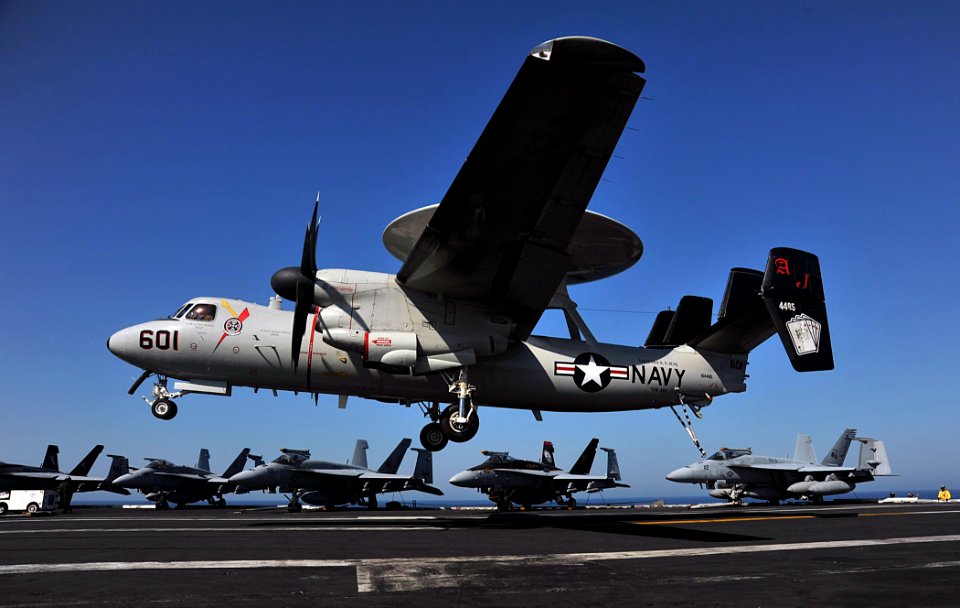 USS George H.W. Bush (CVN 77) 140616-N-CS564-139 (14255041238)