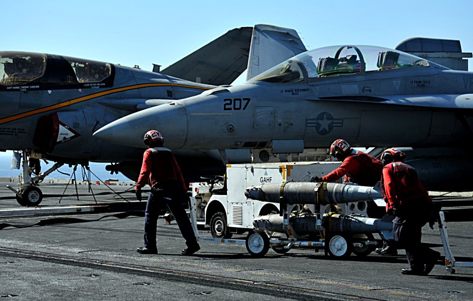 USS George H.W. Bush (CVN 77) 140619-N-CS564-124 (14461195161)