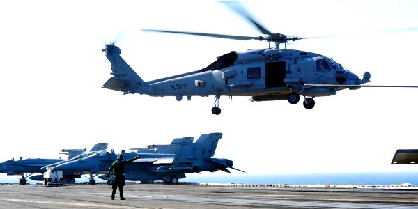 USS George H.W. Bush (CVN 77) 140617-N-CZ979-362 (14441466346)