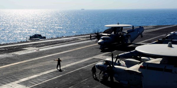 USS George H.W. Bush (CVN 77) 140616-N-CZ979-042 (14461812203)
