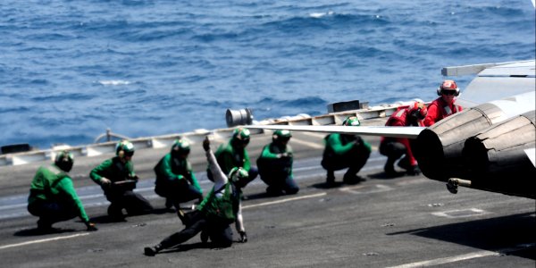 USS George H.W. Bush (CVN 77) 140607-N-CZ979-055 (14194030688)