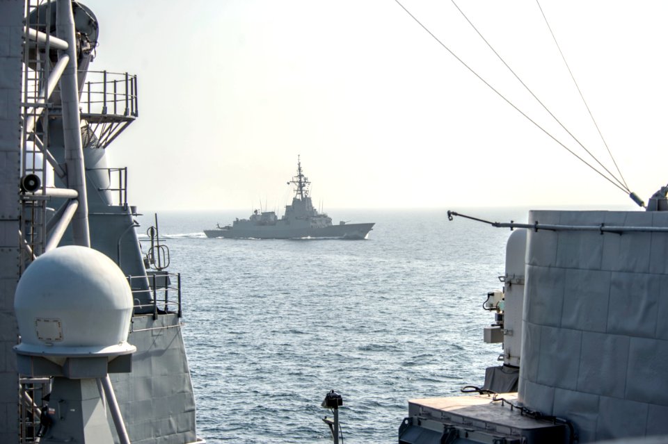 USS GEORGE H.W. BUSH (CVN 77) 140331-N-PJ969-159 (13665203725)