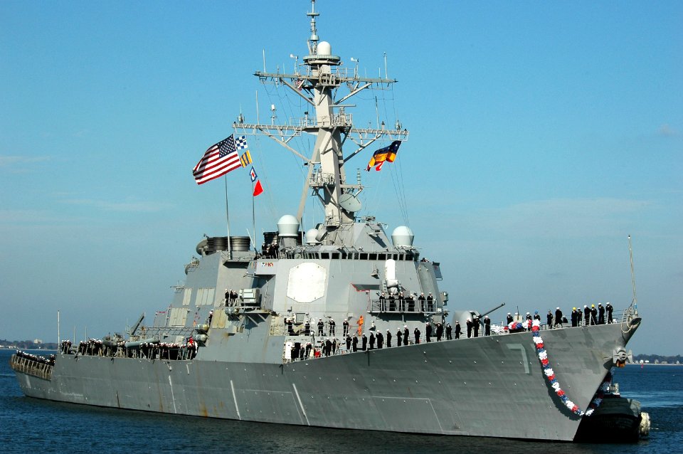 US Navy 061106-N-4515N-051 Sailors man the rails as the guided-missile destroyer USS Ross (DDG 71) returns to her homeport of Naval Station Norfolk