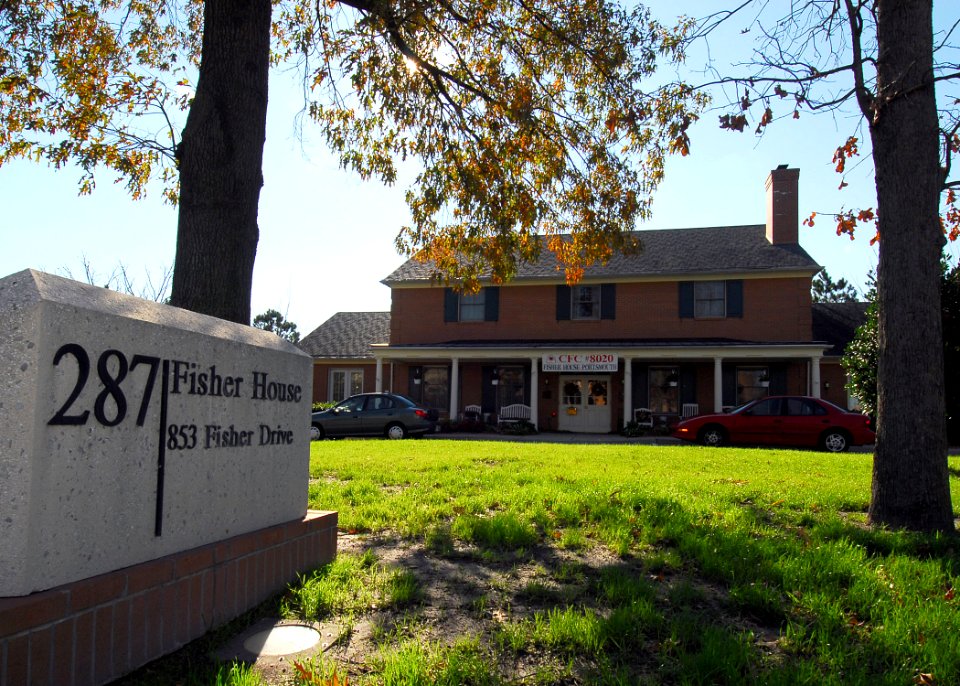 US Navy 061117-N-1924T-001 The Portsmouth Fisher House that opened in 1995 sits on the grounds of the Portsmouth Naval Hospital, the oldest continuously running hospital in the Navy