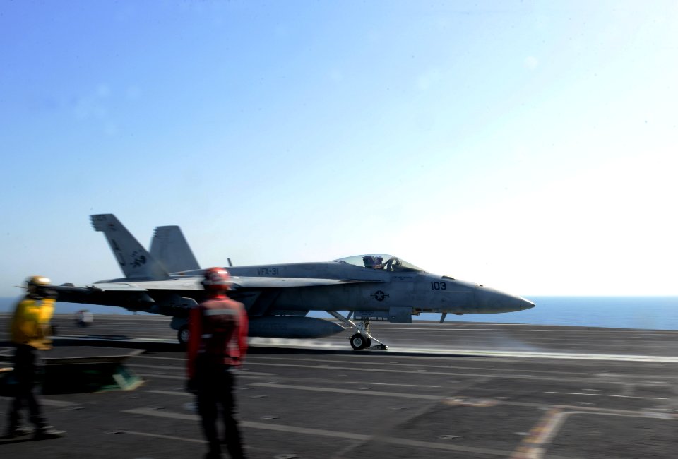 USS George H. W. Bush (CVN 77) 140626-N-XI307-289 (14344930750)