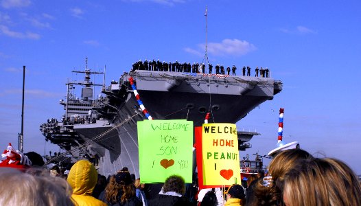US Navy 061118-N-1831S-083 Sailors assigned to USS Enterprise (CVN 65) return to Naval Station Norfolk following operations in support of the global war on terrorism