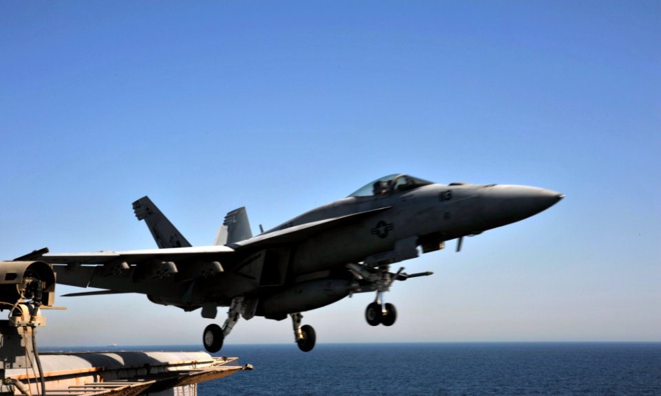 USS George H. W. Bush (CVN 77) 140627-N-CS564-111 (14530556462)