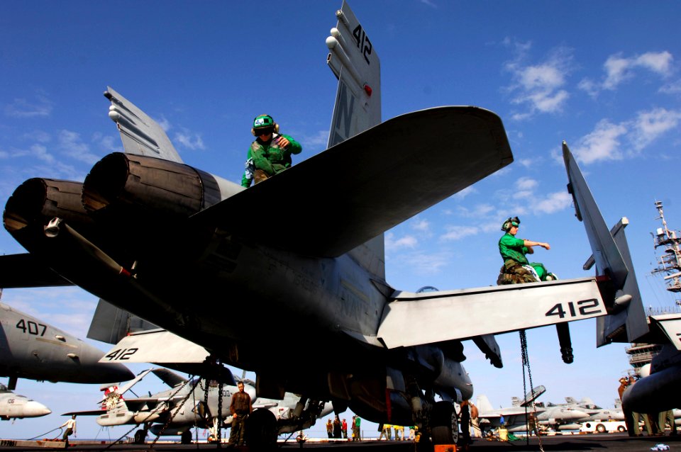 US Navy 061114-N-8591H-464 Sailors assigned to the