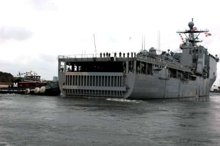 US Navy 061116-N-2456S-306 Sailors of Whidbey Island-class dock landing ship USS Ashland (LSD 48) man the rails as the ship gets underway from Naval Amphibious Base (NAB) Little Creek