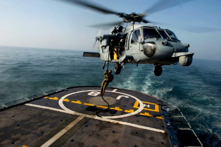 USS George H. W. Bush (CVN 77) 140414-N-EY632-043 (13911026105)