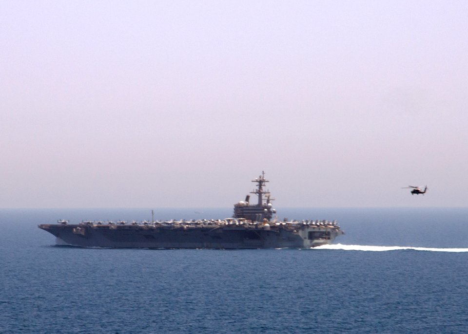 USS George H. W. Bush (CVN 77) 140626-N-MW031-020 (14508465556)