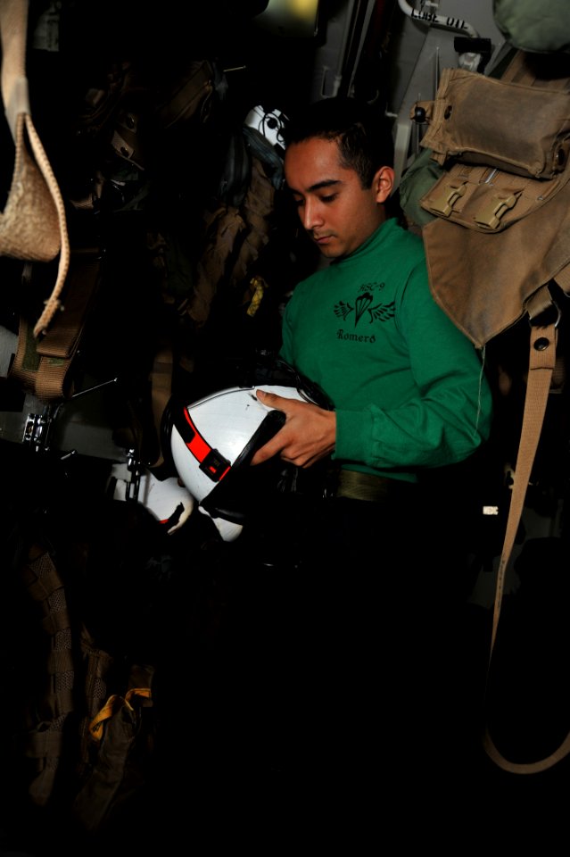 USS George H. W. Bush (CVN 77) 140627-N-CS564-026 (14551692533)