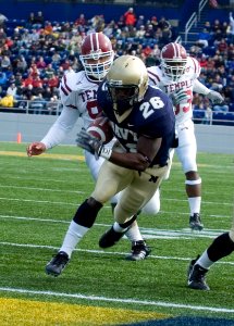 US Navy 061118-N-0696M-173 Naval Academy Midshipmen running back Reggie Campbell runs into the end zone for a touchdown versus the Temple University Owls at Navy-Marine Corps Memorial Stadium