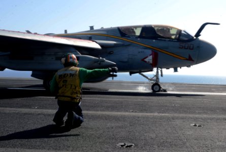 USS George H. W. Bush (CVN 77) 140626-N-XI307-191 (14508462636)