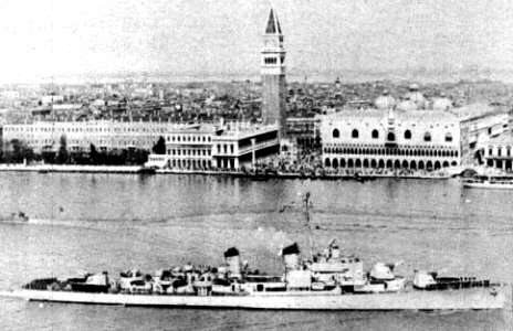 USS Gainard (DD-706) in Venice 1947