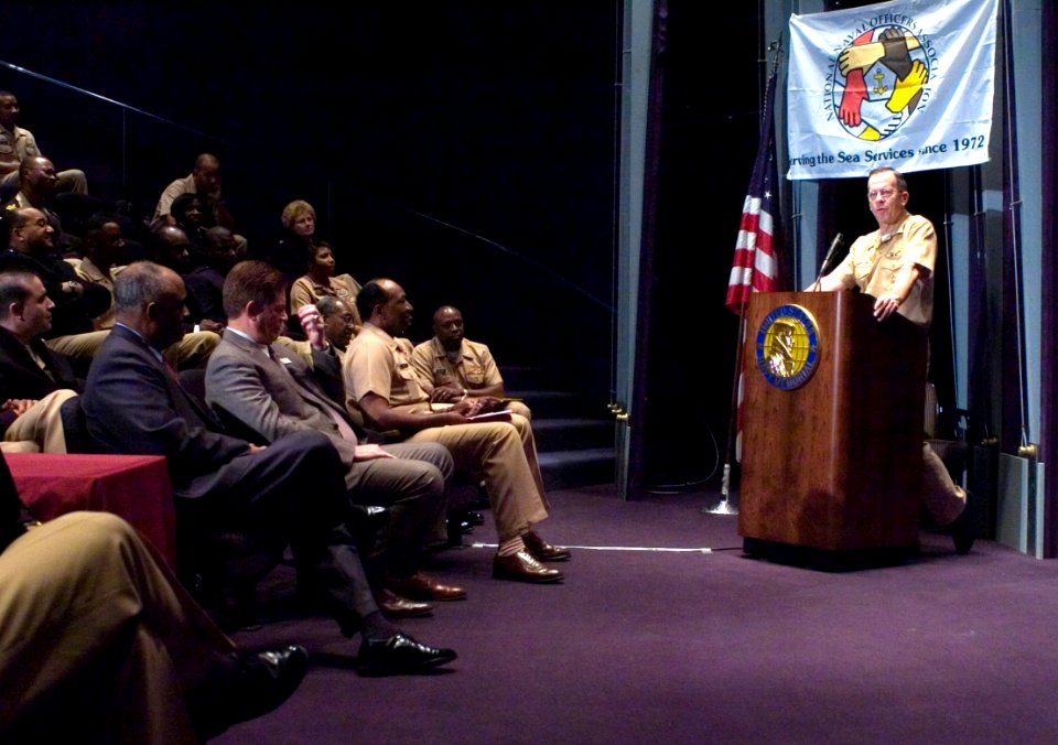 US Navy 061121-N-0696M-038 Chief of Naval Operations (CNO) Adm. Mike Mullen speaks during a presentation of a Memorandum of Understanding to recognize the cooperative efforts