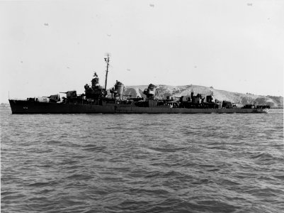 USS Fullam (DD-474) off the Mare Island Naval Shipyard on 25 July 1943 (19-N-49046)