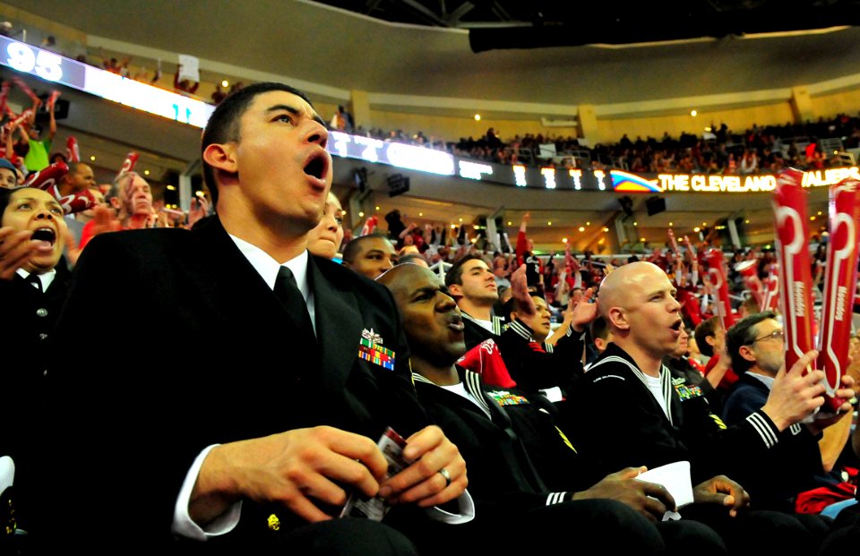 USS Freedom's port visit in Cleveland DVIDS128573