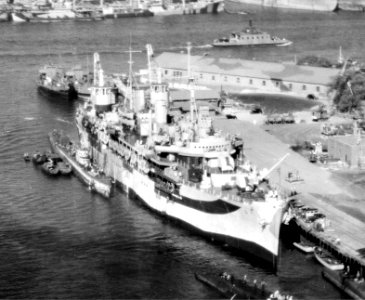 USS Fulton (AS-11) at Pearl Harbor, Hawaii (USA), on 30 June 1944 (80-G-410711)