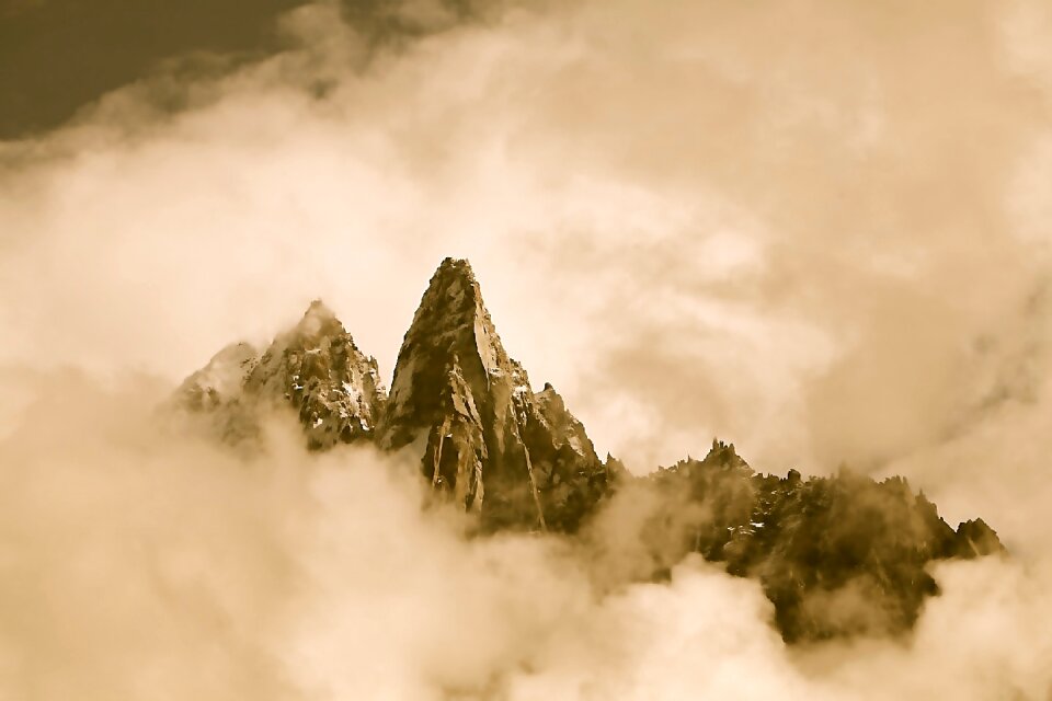 Summits needles green drus