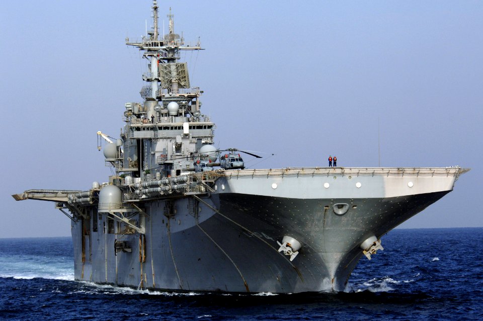 US Navy 061122-N-8148A-014 The amphibious assault ship USS Boxer (LHD 4) prepares to come alongside the Military Sealift Command (MSC) fast combat support ship USNS Supply (T-AOE 6), for an underway replenishment (UNREP)