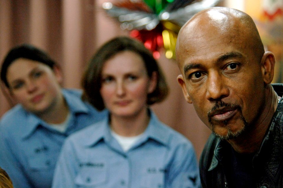 US Navy 061205-N-8148A-074 Montel Williams, a talk show host and former U.S. Navy lieutenant commander, spends time aboard guided-missile destroyer USS Howard (DDG 83)