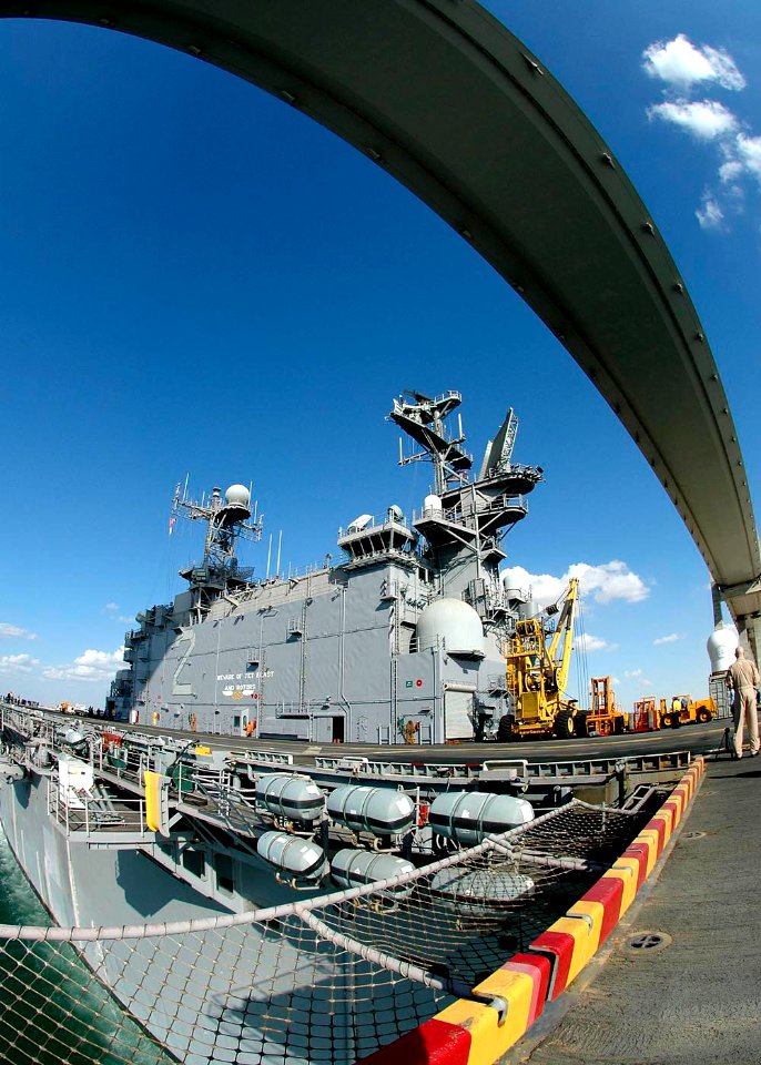 US Navy 061204-N-8547M-049 The amphibious assault ship USS Saipan (LHA 2) transits north in the Suez Canal after successfully completing her last surge deployment before decommissioning in April