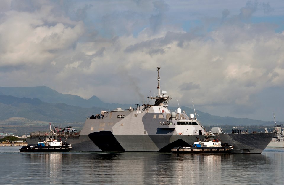 USS Freedom arrives at Joint Base Pearl Harbor-Hickam. (8551632197)