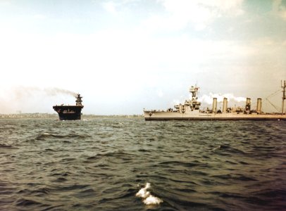 USS Franklin (CV-13) and USS Marblehead (CL-12) off NY 1945 photo