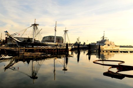 USS Freedom's port visit in Boston DVIDS134397
