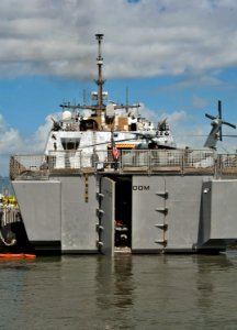 USS Freedom makes a port visit to Pearl Harbor. (8559255891)
