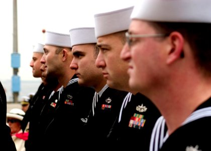 US Navy 061212-N-2716P-011 Sailors assigned to guided-missile destroyer USS Stethem (DDG 63) stand in ranks during Stethem's change of command ceremony