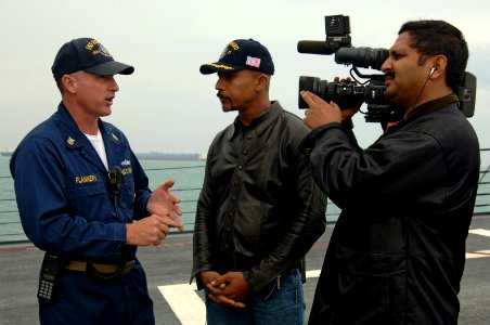 US Navy 061205-N-8148A-061 Montel Williams interviews Command Master Chief David Flannerry aboard guided-missile destroyer USS Howard (DDG 83)