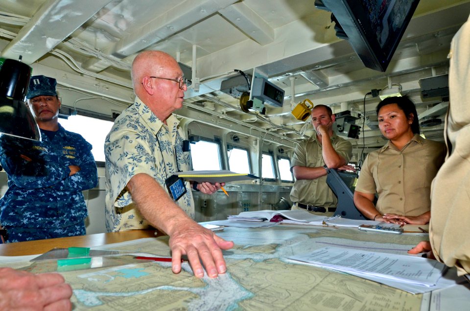 USS Frank Cable action 140211-N-WZ747-017
