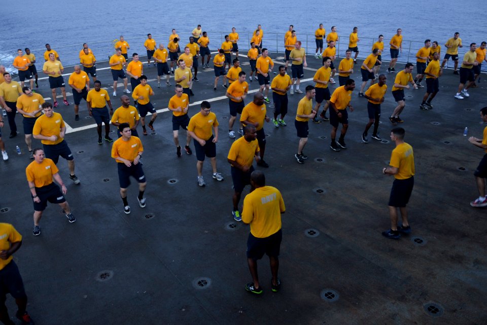 USS Frank Cable command physical training 140922-N-EV320-023