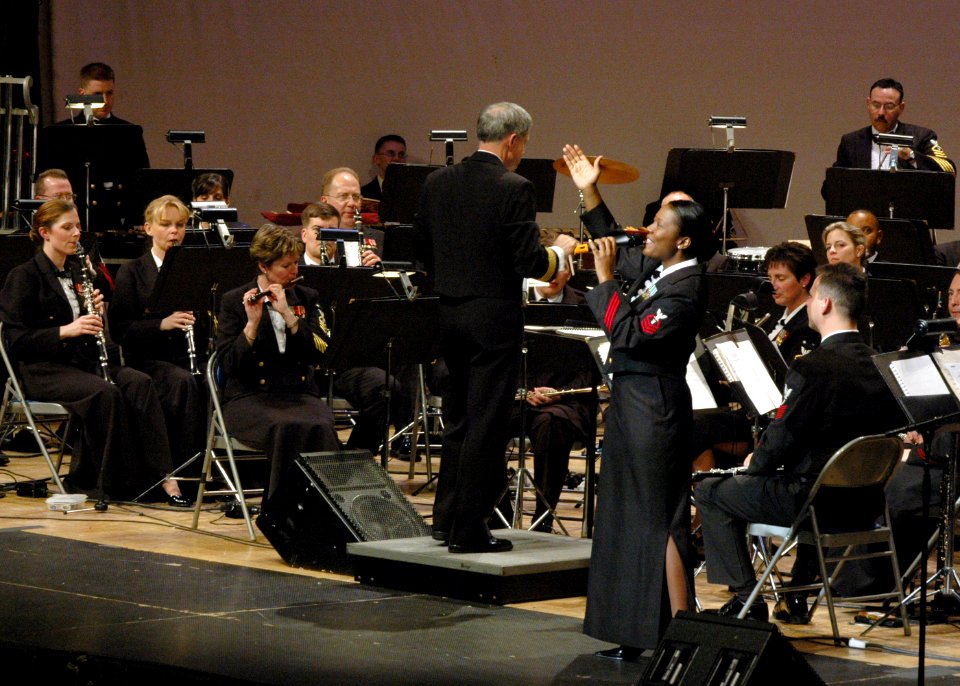US Navy 061217-N-0773H-018 Chief Musician Yolanda C. Pelzer of the U.S. Navy Band Commodores jazz ensemble sings