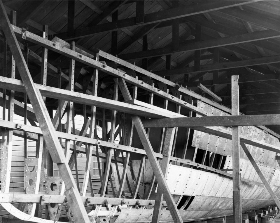 USS Fox - 19-N-14-26-3