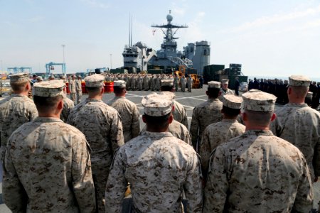 USS Fort McHenry (LSD 43) 150314-M-AR522-162 (16667337079)