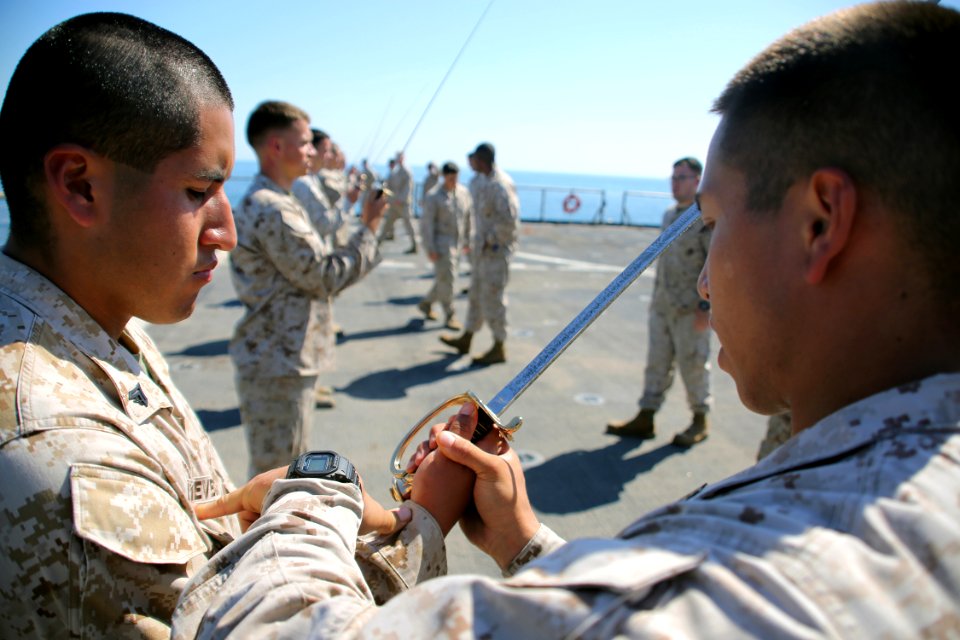 USS Fort McHenry (LSD 43) 150228-M-AR522-075 (16152955503)