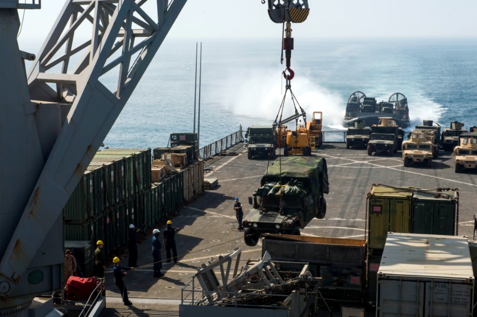 USS Fort McHenry (LSD 43) 150219-N-DQ840-185 (16433913298)