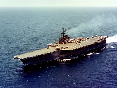 USS Forrestal (CVA-59) underway at sea on 31 May 1962 (KN-4507)