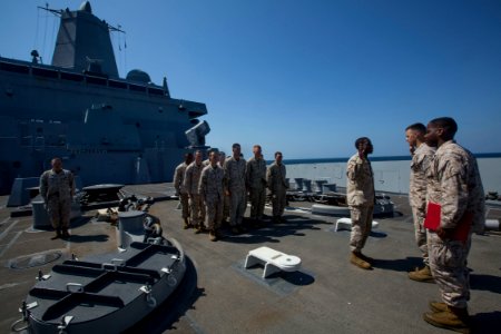 USS Fort McHenry (LSD 43) 150312-M-YH418-004 (16853487395)
