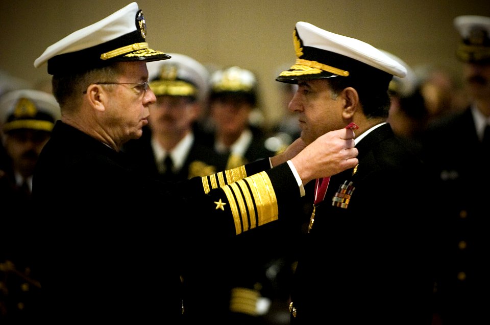 US Navy 070123-N-0696M-036 Chief of Naval Operations (CNO) Adm. Mike Mullen presents Pakistani Chief of Naval Staff Adm. Muhammad Afzal Tahir with the Legion of Merit
