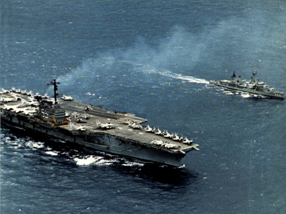 USS Forrestal (CVA-59) and USS Perry (DD-844) underway in 1967